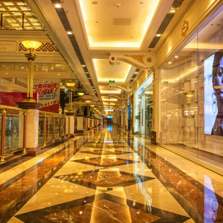 long corridor showcase 1127 3441