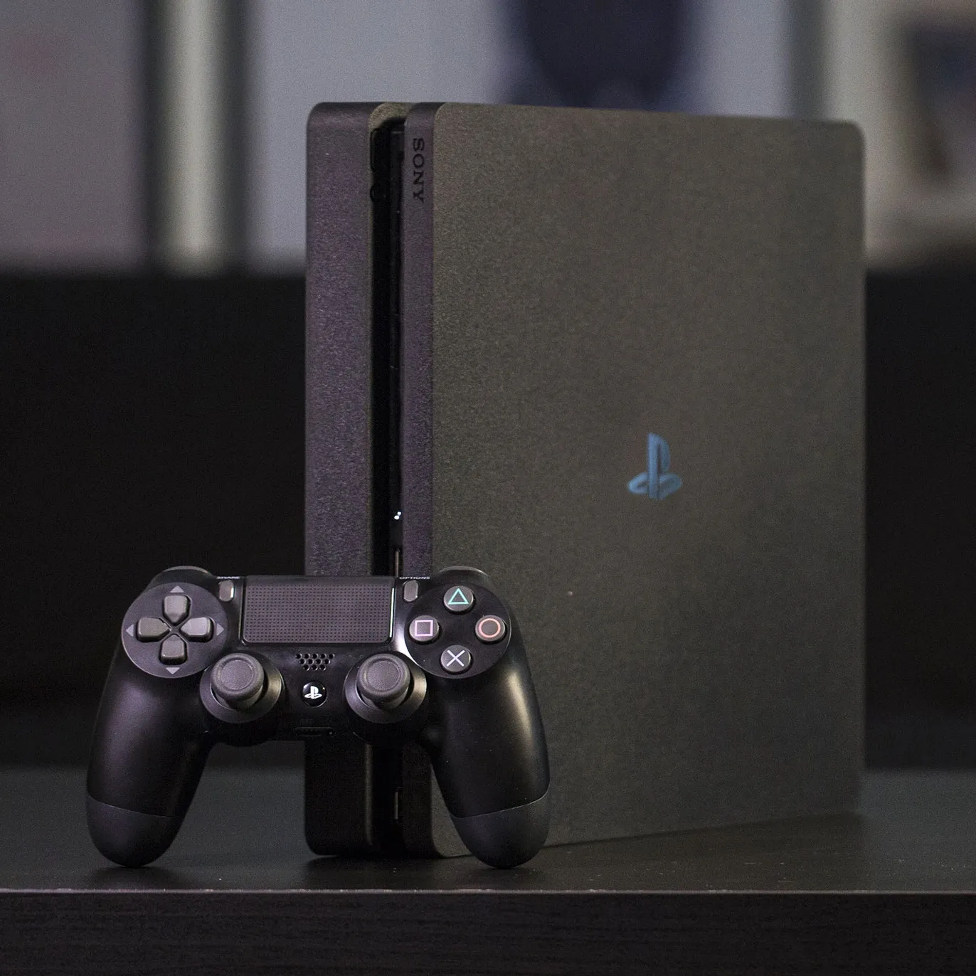 کنسول بازی سونی مدل Playstation 4 Slim ریجن 3 سری CUH-2218B ظرفیت 1 ترابایت | گارانتی 18 ماهه پیکسل