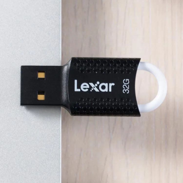 فلش مموری USB 2.0 لکسار مدل V40 ظرفیت 32 گیگابایت | مشکی | گارانتی مادامالعمر ایستا